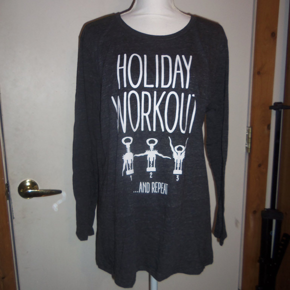 Holiday Workout Long Sleeve T-Shirt XL - Picture 1 of 4